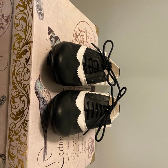 Call It Spring 1940s inspired Oxfords Loafers - Picture 2 of 6